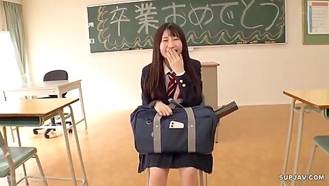 231203今さっきまで高校生だった子c1