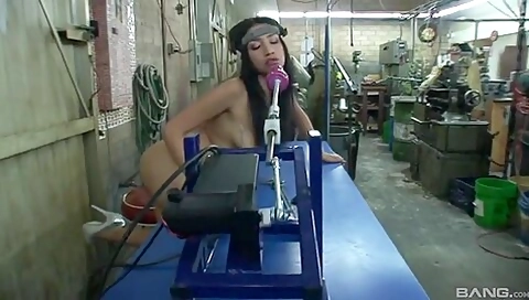 Vicki Chase - Jmproductions - Fuck Machines 8