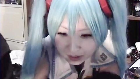 Erotic live chat with cute beautiful girl