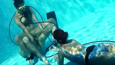 Bonny Love At Mike Porn