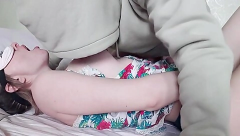 Morning Amateur Sex With A Cumshot On Tits. Feralberryy